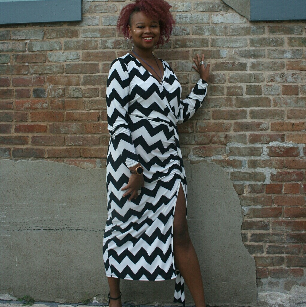Slit long Chevron dress